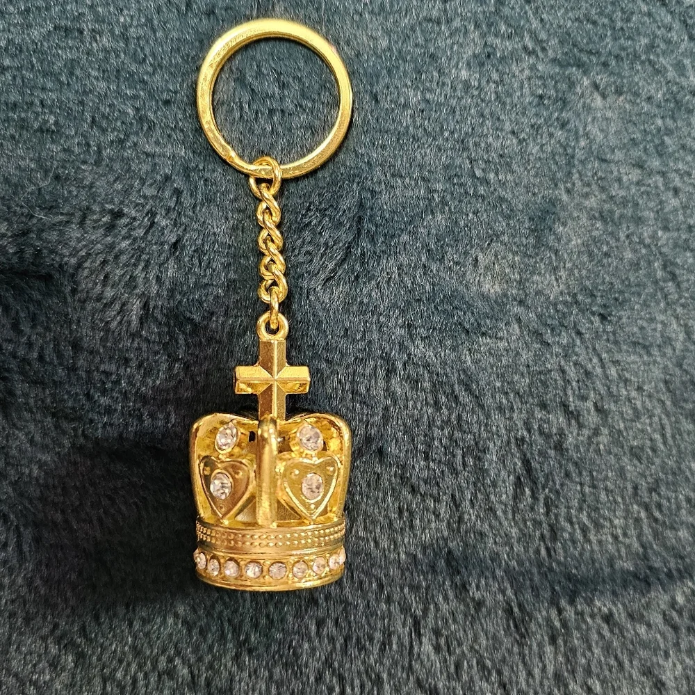 Large Gold Crown Keychain